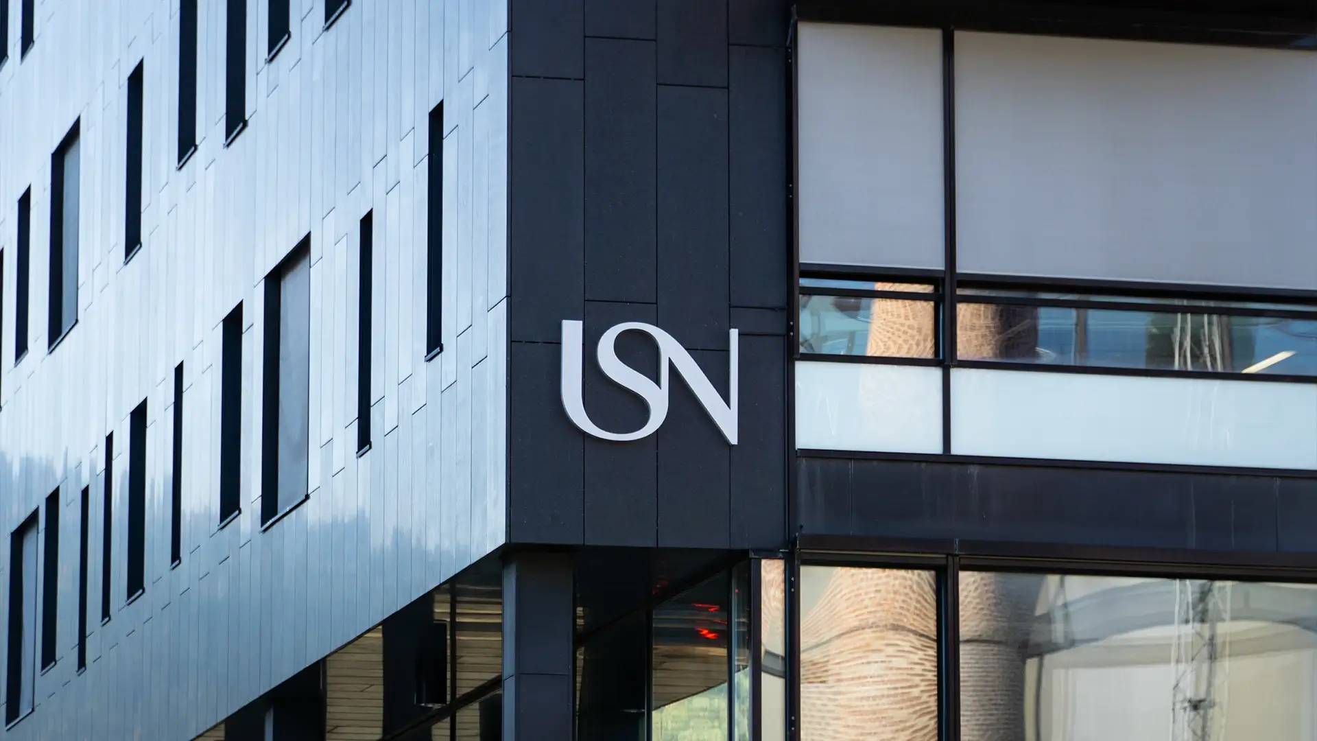 Fasadeskilt - USN